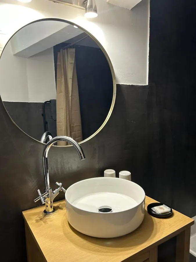 ホテル La Claveliere Saint-Auban-sur-lʼOuvèze 0*,  フランス