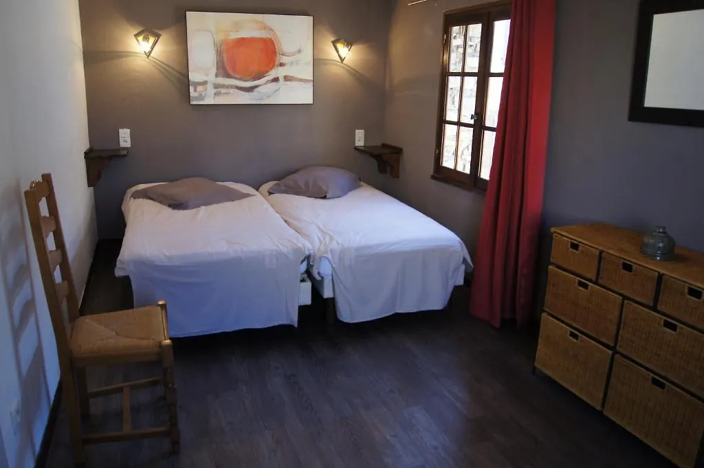 ホテル La Claveliere Saint-Auban-sur-lʼOuvèze